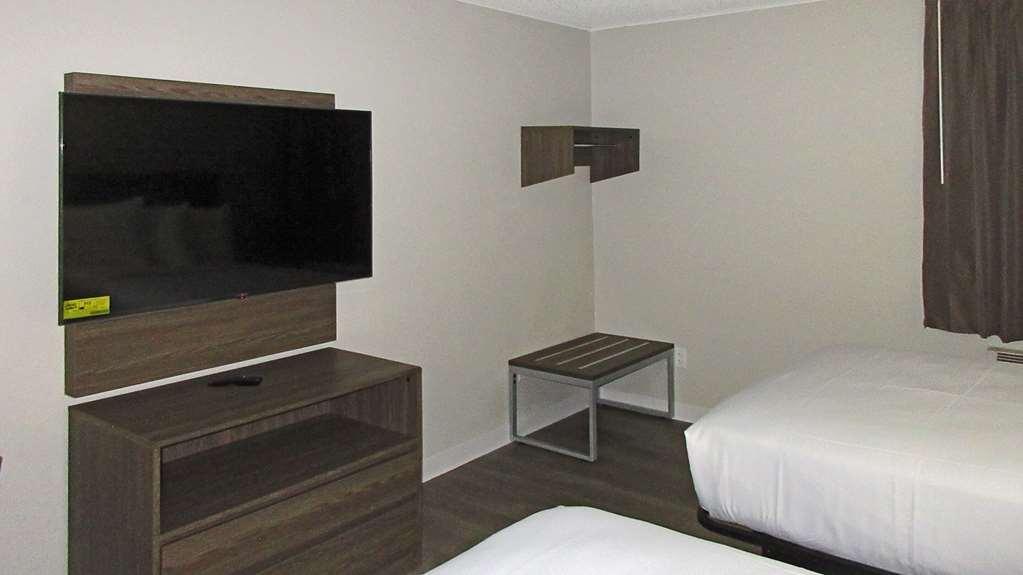 Suburban Studios Milwaukee Airport 客房 照片