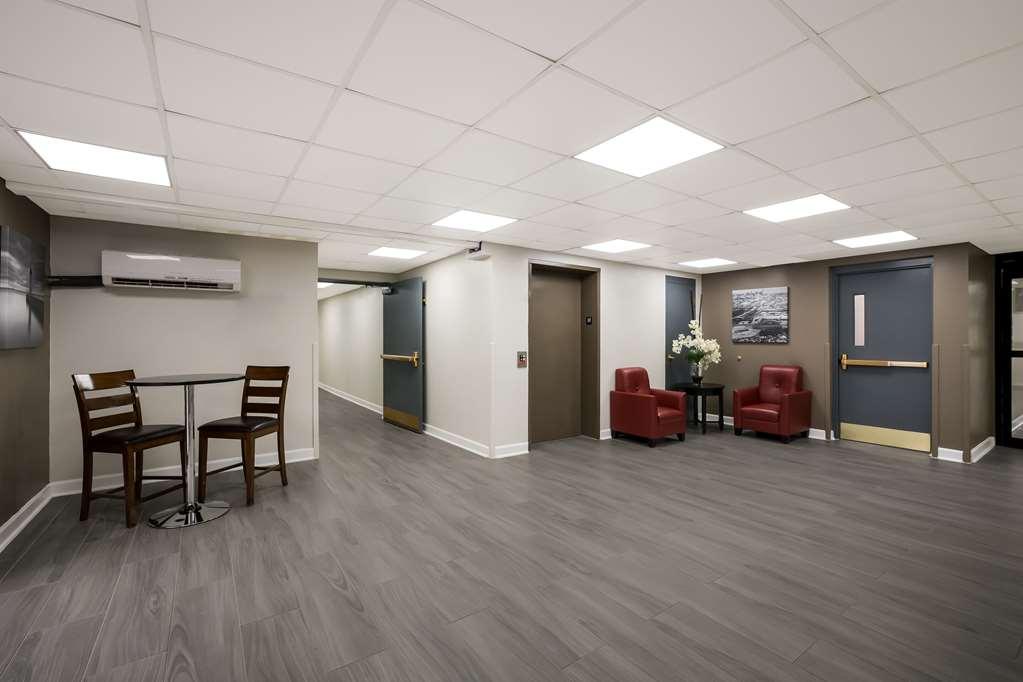 Suburban Studios Milwaukee Airport 内观 照片