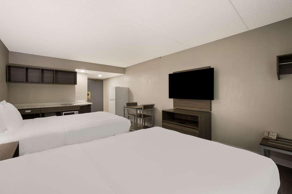 Suburban Studios Milwaukee Airport 客房 照片