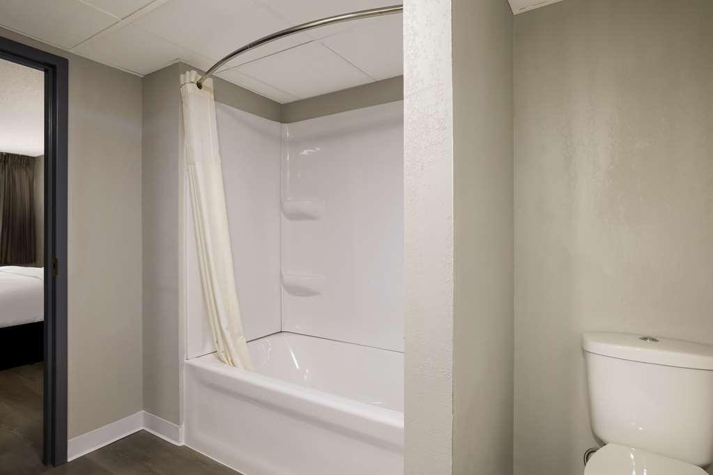 Suburban Studios Milwaukee Airport 客房 照片