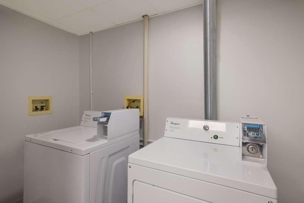 Suburban Studios Milwaukee Airport 设施 照片