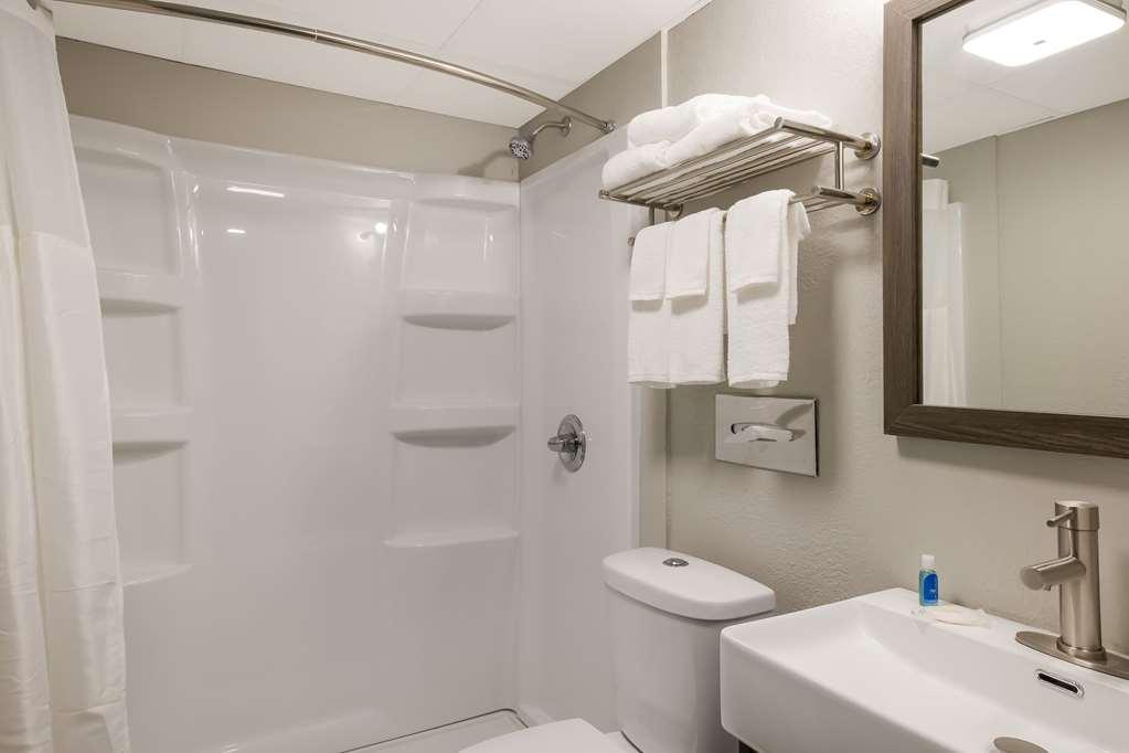 Suburban Studios Milwaukee Airport 客房 照片